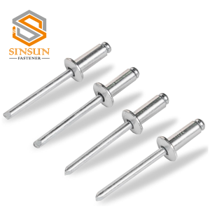 Mushroom head mandrel blind rivets